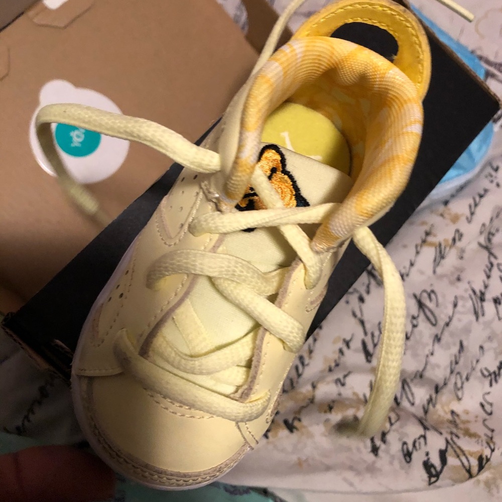 Toddler Jordan’s all size 4c